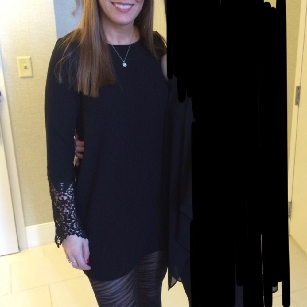 Everly black dress